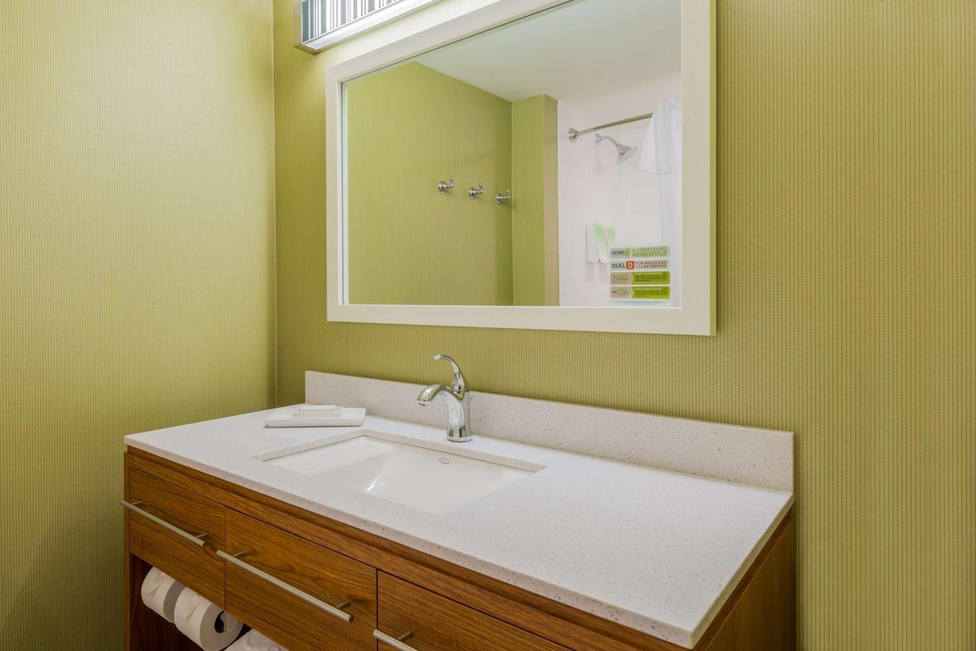 Home2 Suites By Hilton Buffalo Airport/ Galleria Mall Cheektowaga Exterior photo