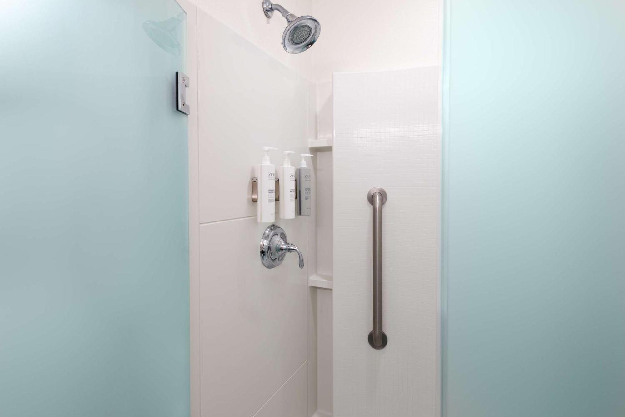 Home2 Suites By Hilton Buffalo Airport/ Galleria Mall Cheektowaga Exterior photo